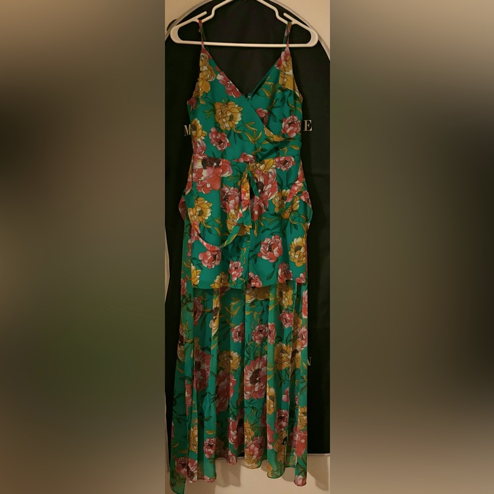 Guess-Green-With Large Floral Design-Pleated—Skort/Maxi Dress-NWOT